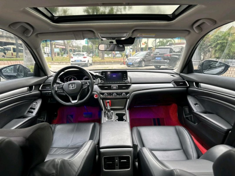 佛山19年本田雅阁6