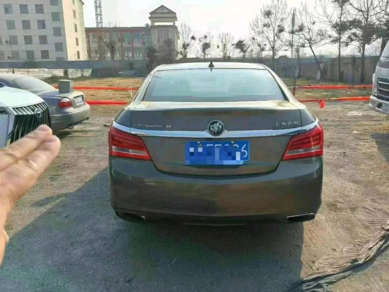 枣庄14年别克君越4