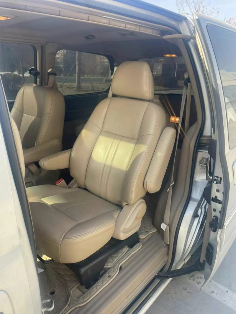 徐州13年别克GL84