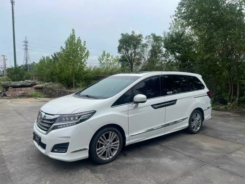 徐州18年本田艾力绅5