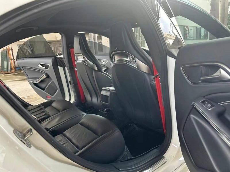 徐州19年奔驰CLA7