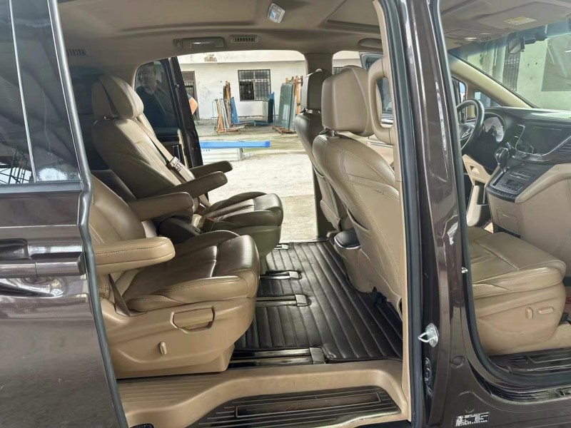 徐州17年别克GL87