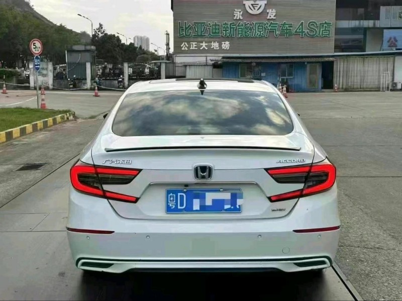 佛山22年本田雅阁3