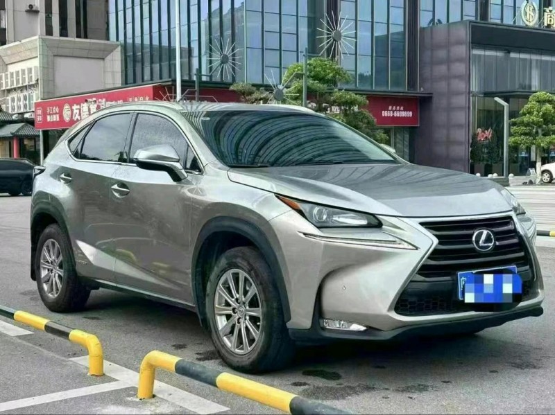 佛山16年雷克萨斯NX2