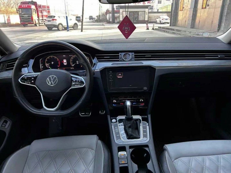 保定23年大众迈腾4