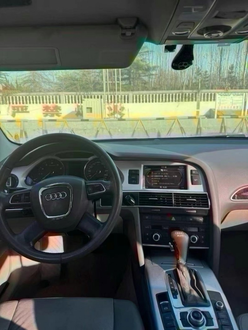 青岛12年奥迪A6L5