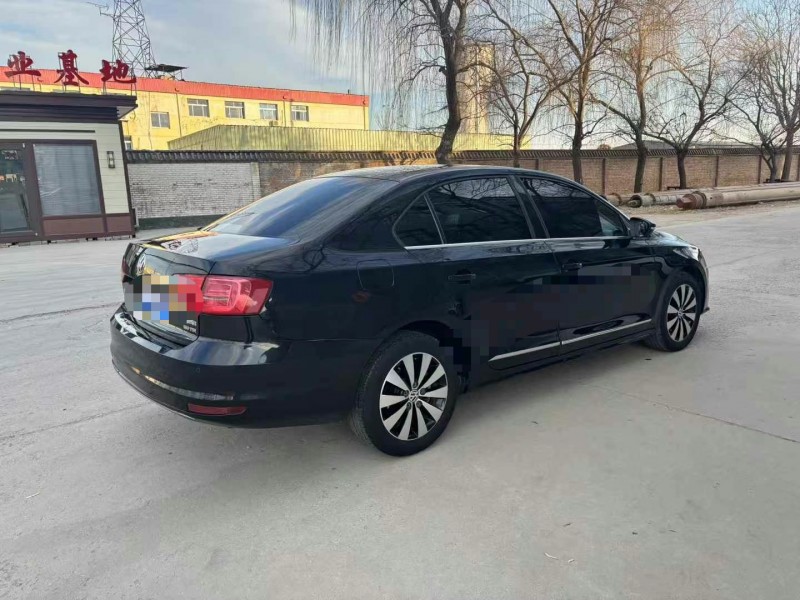 保定17年大众速腾5