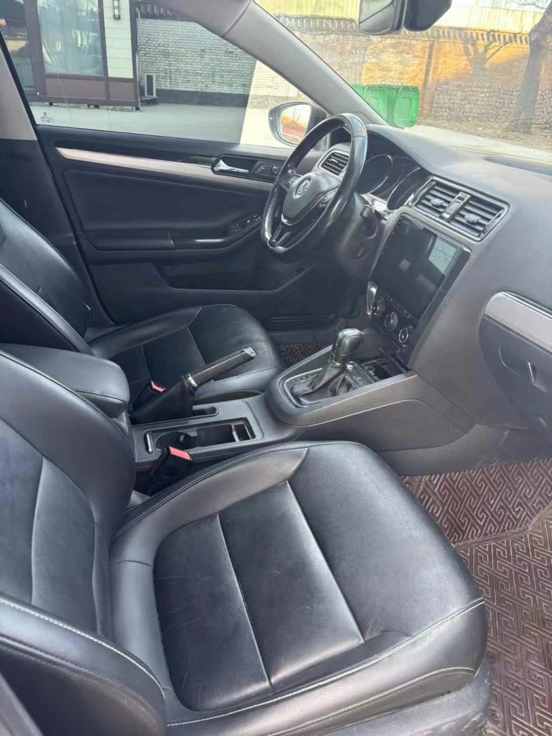 保定17年大众速腾6