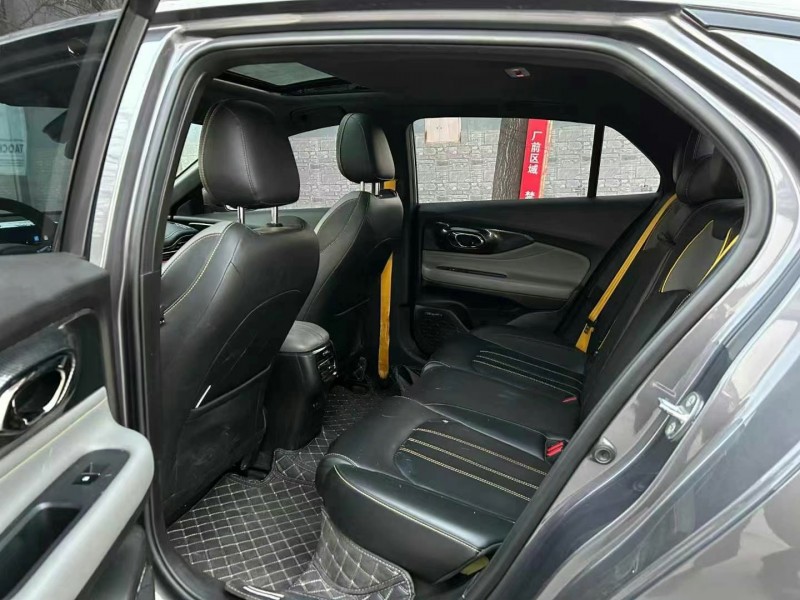 保定22年传祺影豹7