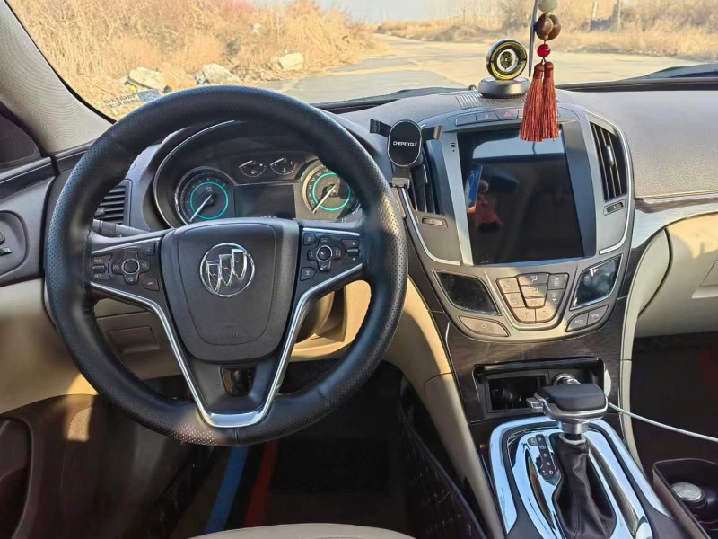 青岛14年别克君威6