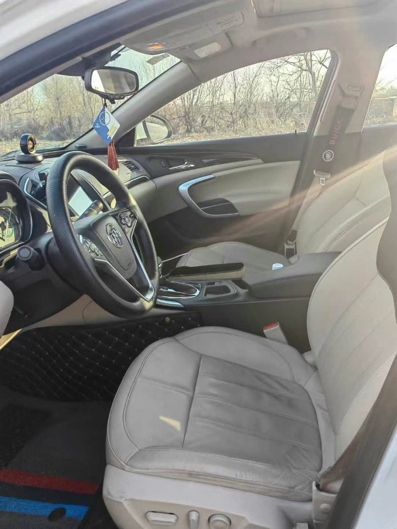 青岛14年别克君威7