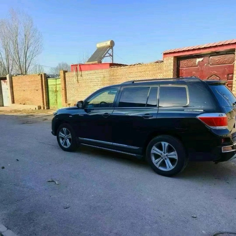 保定14年丰田汉兰达5