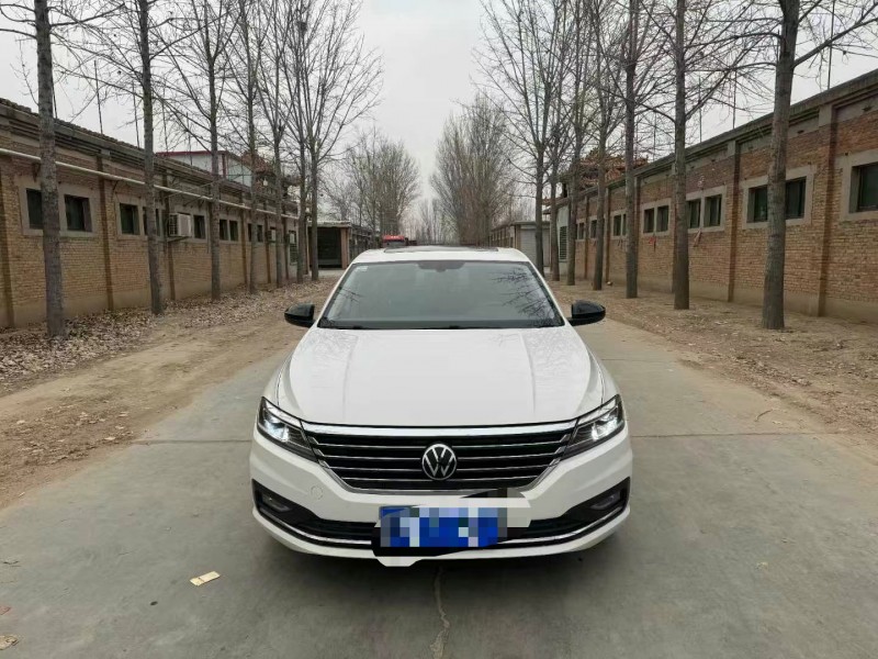 保定21年大众朗逸1