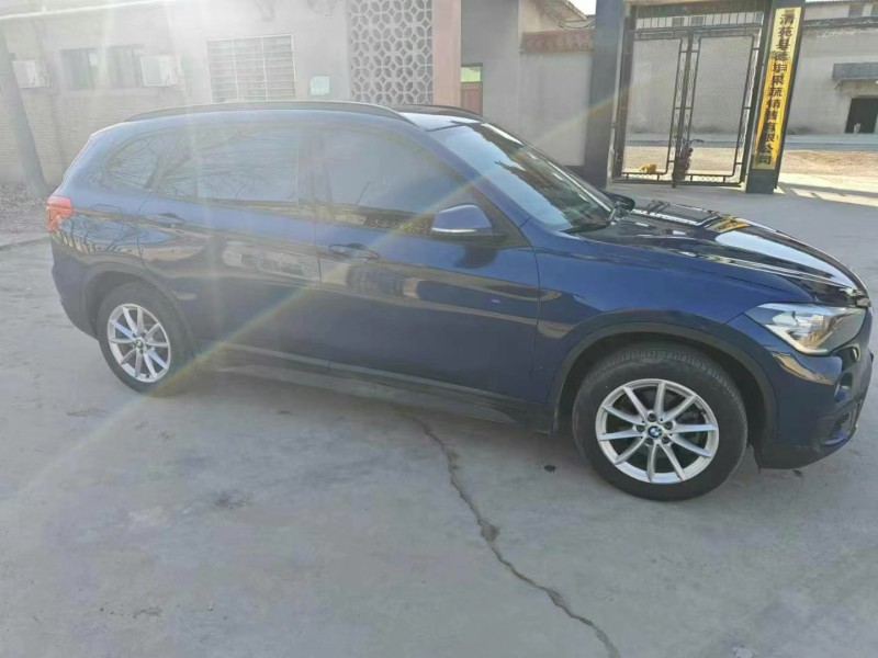 保定19年宝马X12