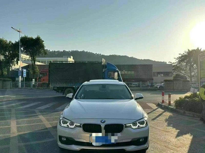 广州16年宝马3系1