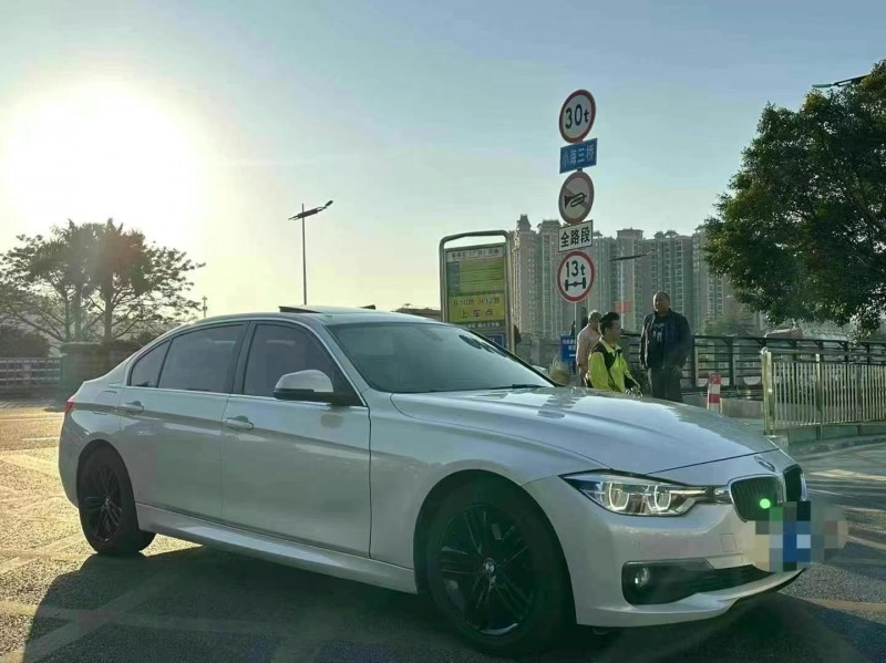 广州16年宝马3系4