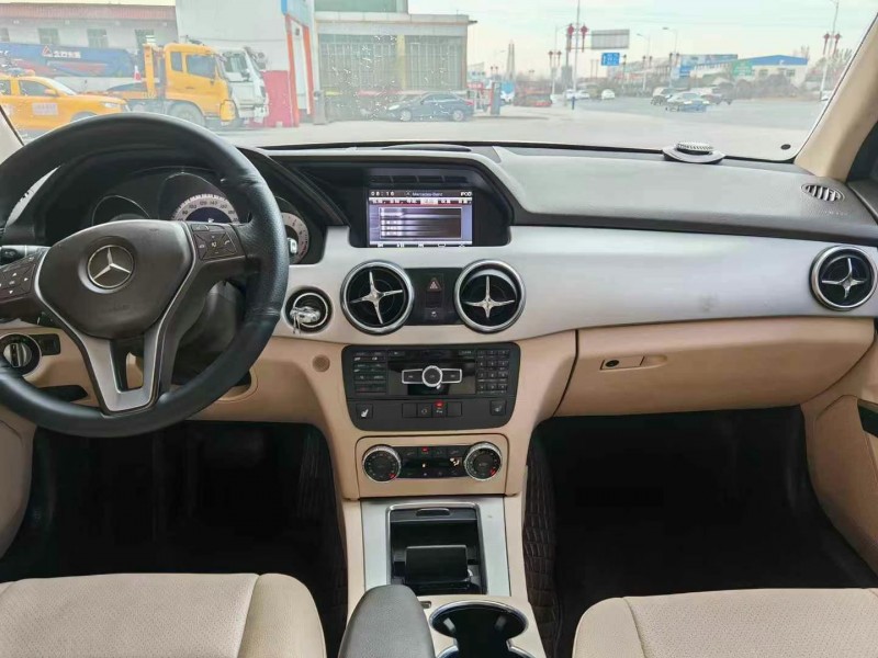 保定13年奔驰GLK5