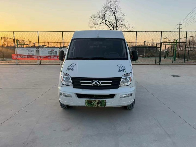 徐州23年大通V801