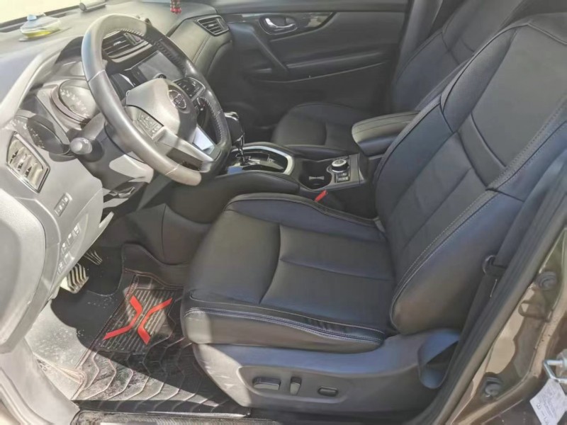 保定19年日产奇骏8