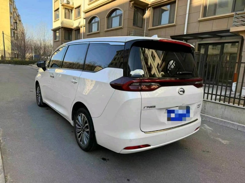 保定20年传祺M63