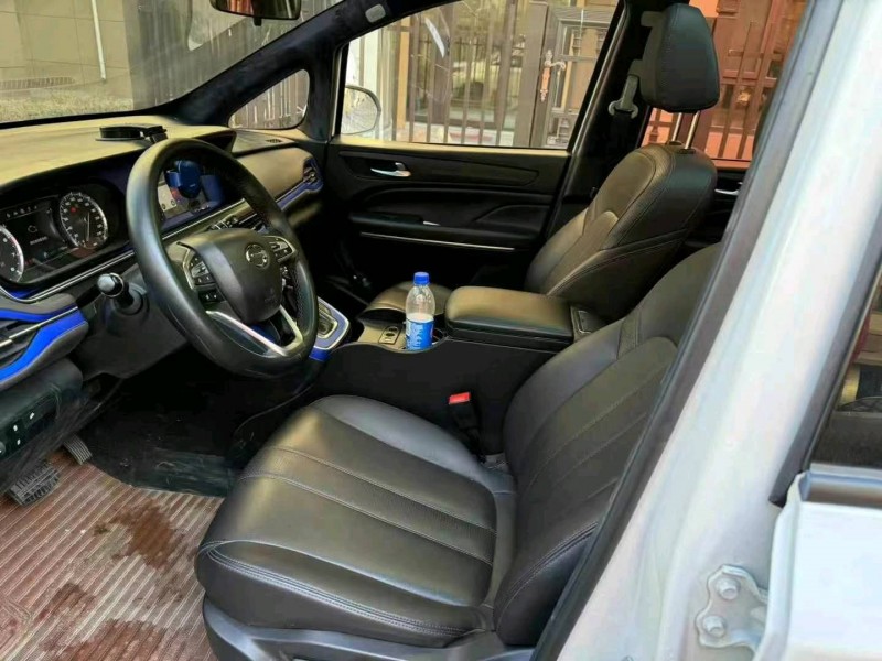 保定20年传祺M66