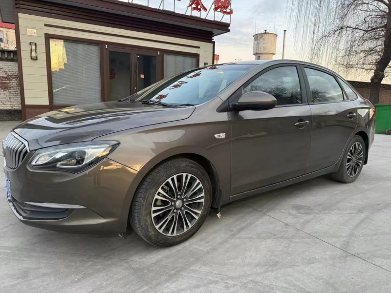 保定17年别克英朗4