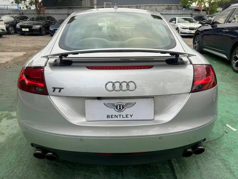 广州09年奥迪TT9