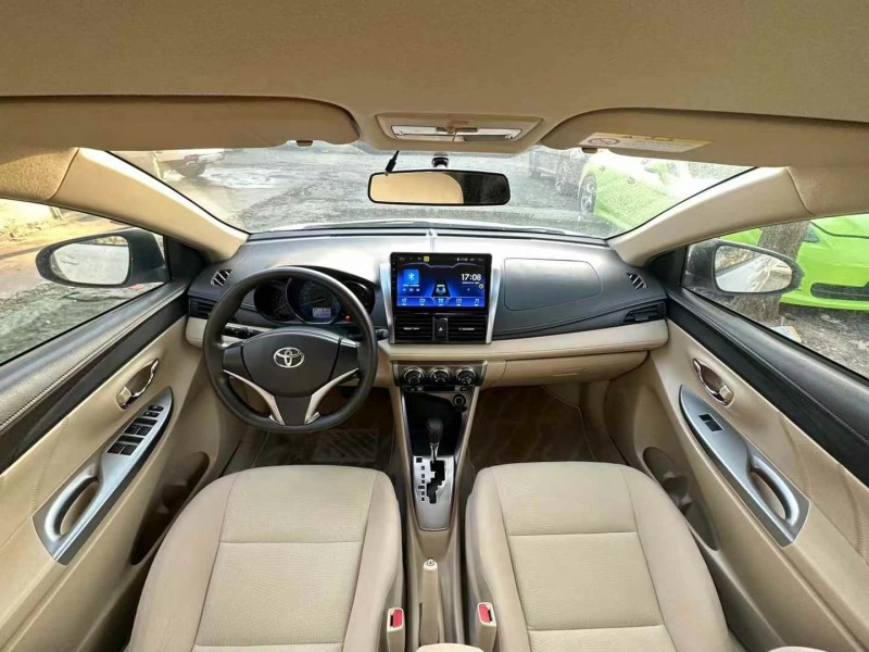 广州16年丰田YARiS L 致炫8