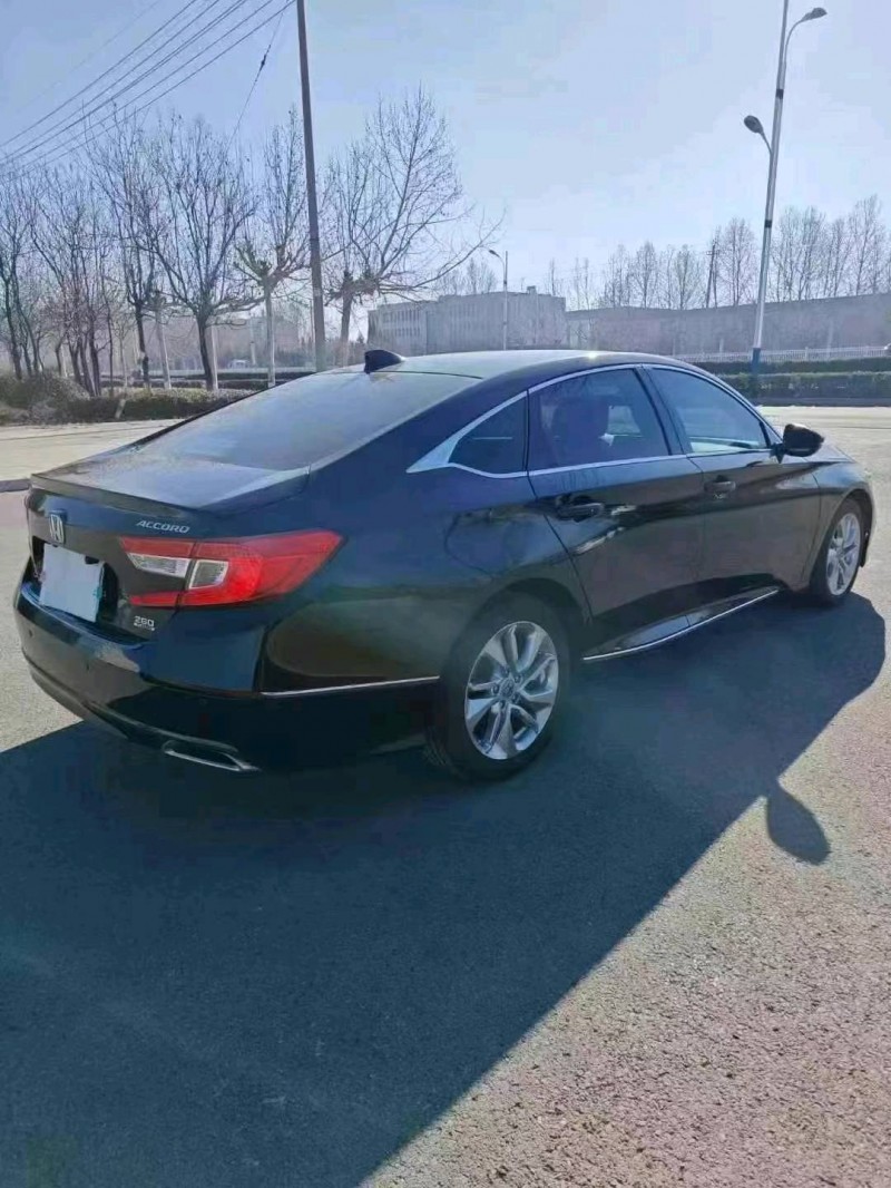 潍坊18年本田雅阁6