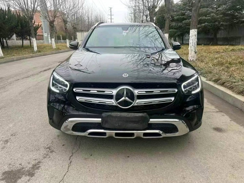 济宁21年奔驰GLC1