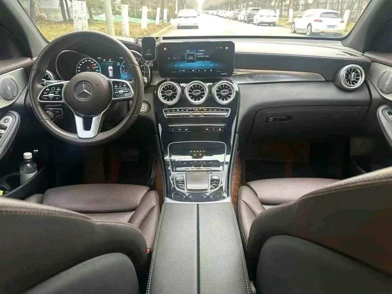 济宁21年奔驰GLC7