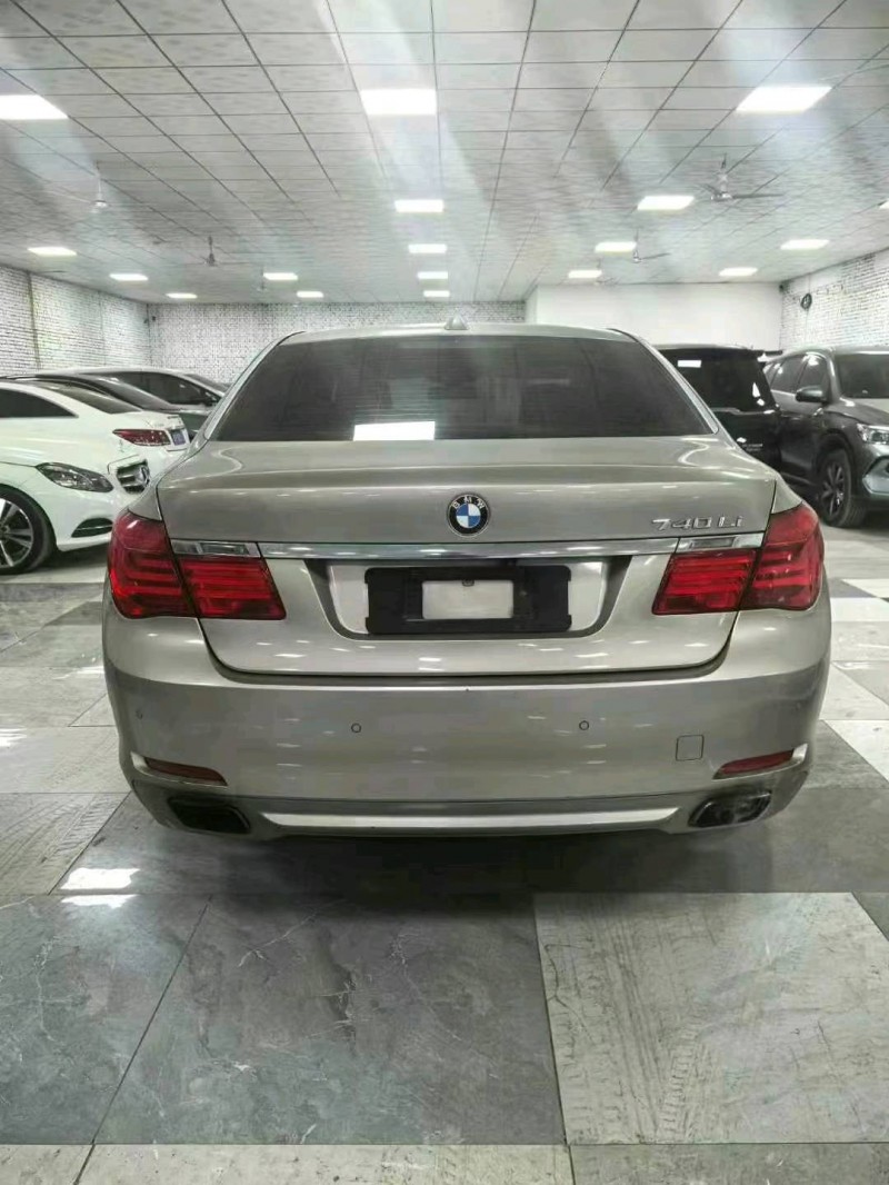 保定13年宝马5系4