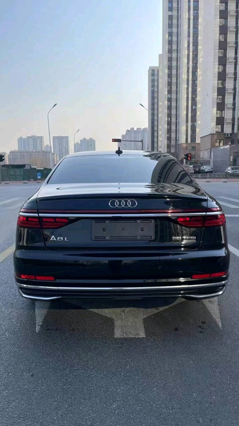 潍坊23年奥迪A8L5