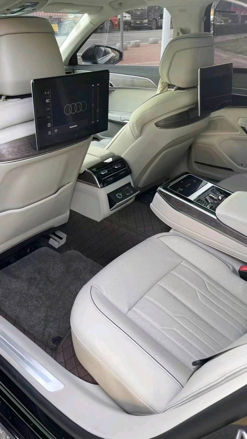 潍坊23年奥迪A8L6