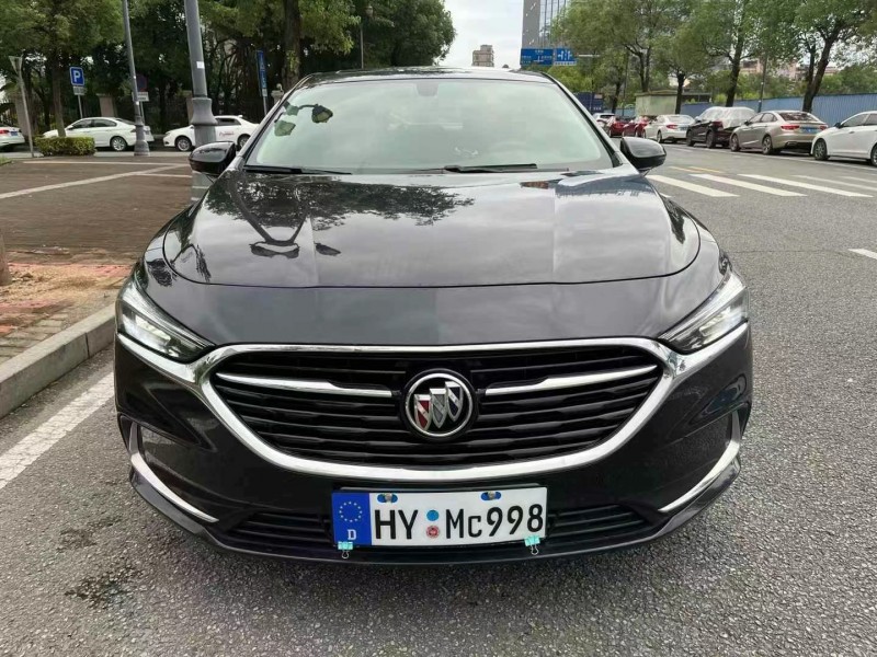 东莞20年别克君越1