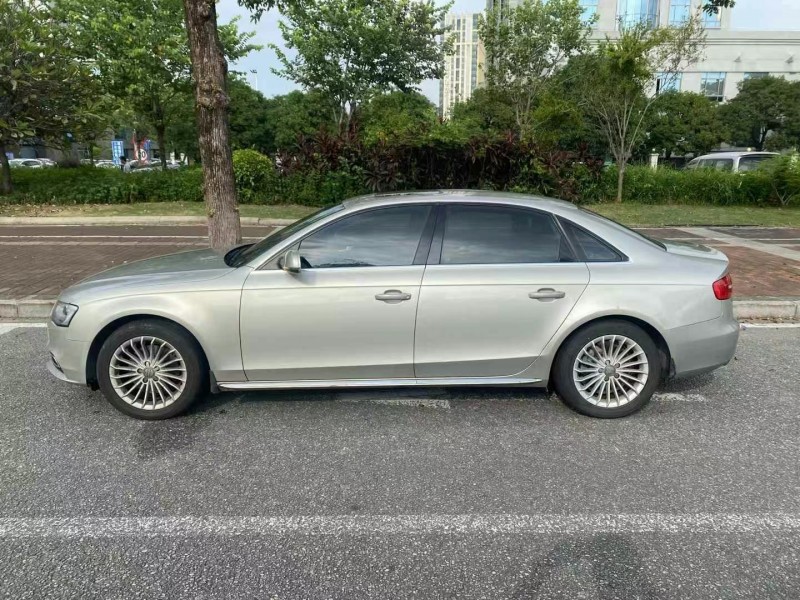 东莞16年奥迪A4L3