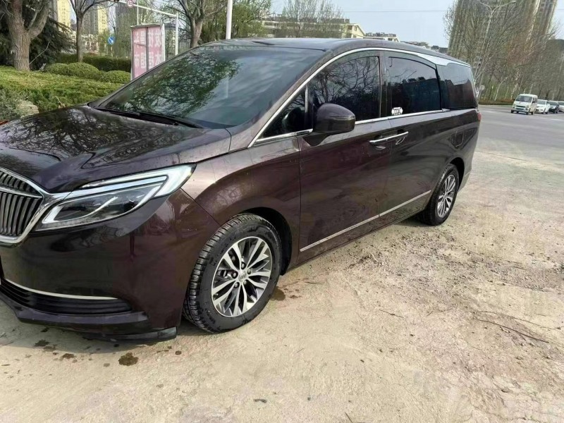 临沂17年别克GL83