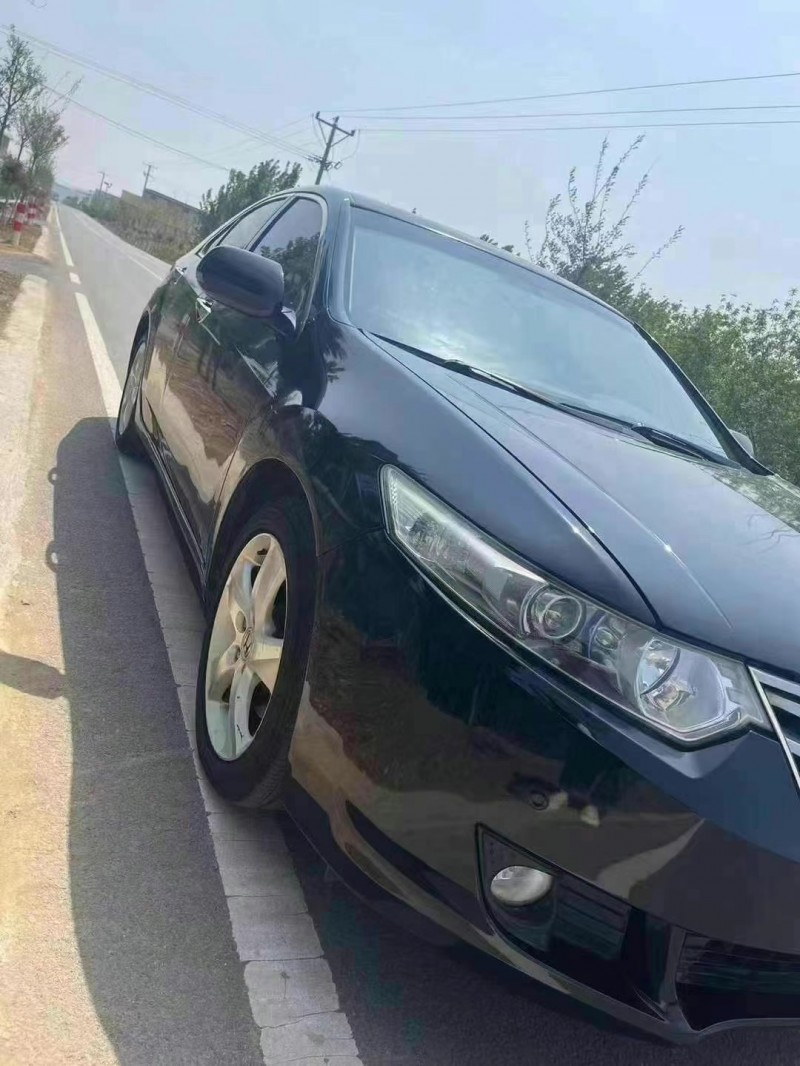 临沂13年本田思铂睿3