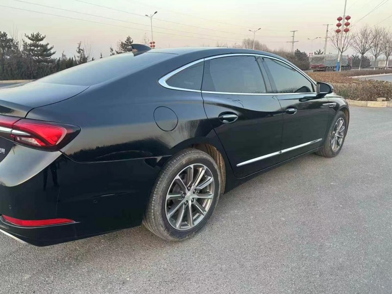 保定21年别克君越5