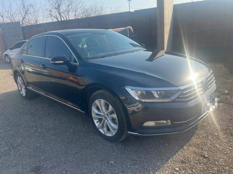 保定17年大众迈腾3