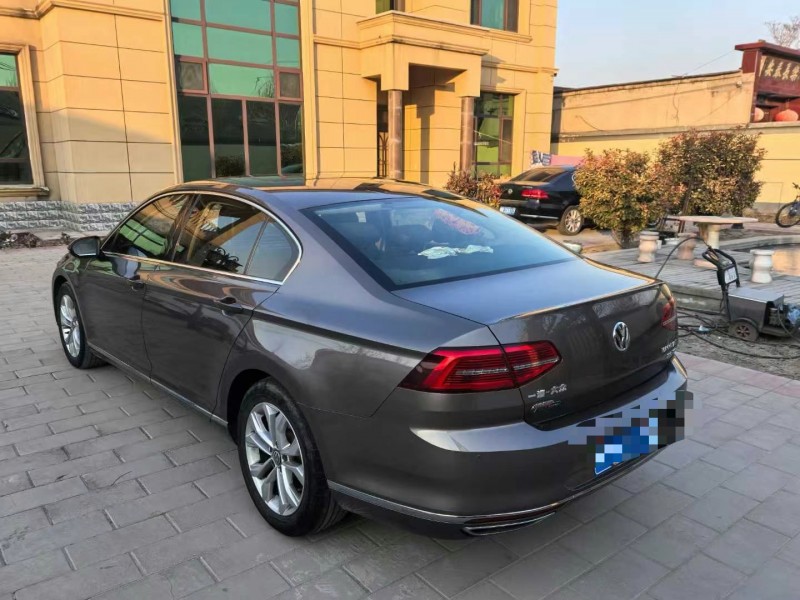 保定18年大众迈腾7