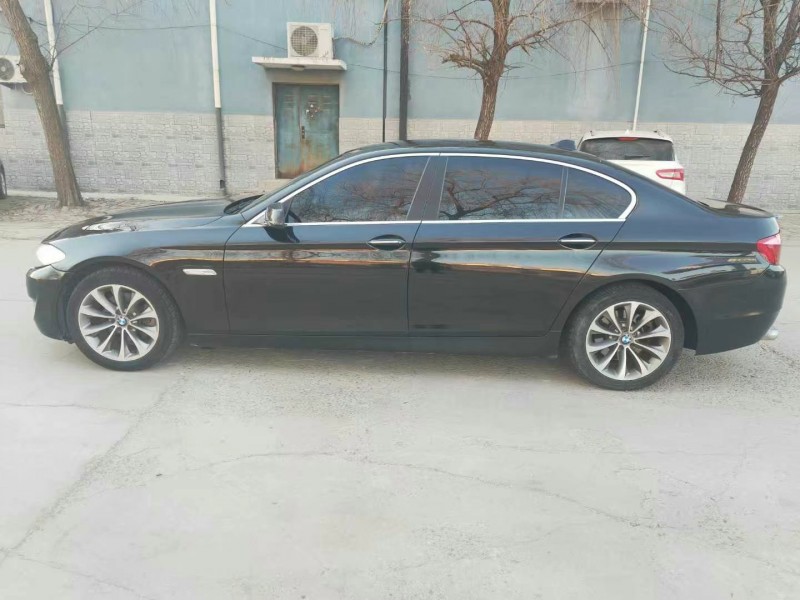 保定13年宝马5系3