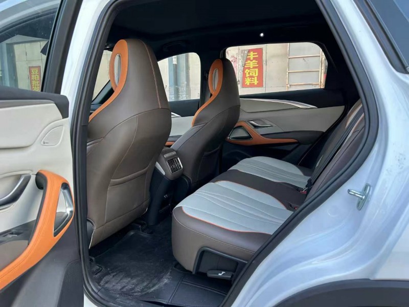 保定23年比亚迪宋7