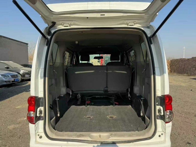 保定17年日产NV2007