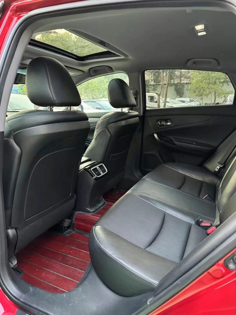 广州15年本田思铂睿6