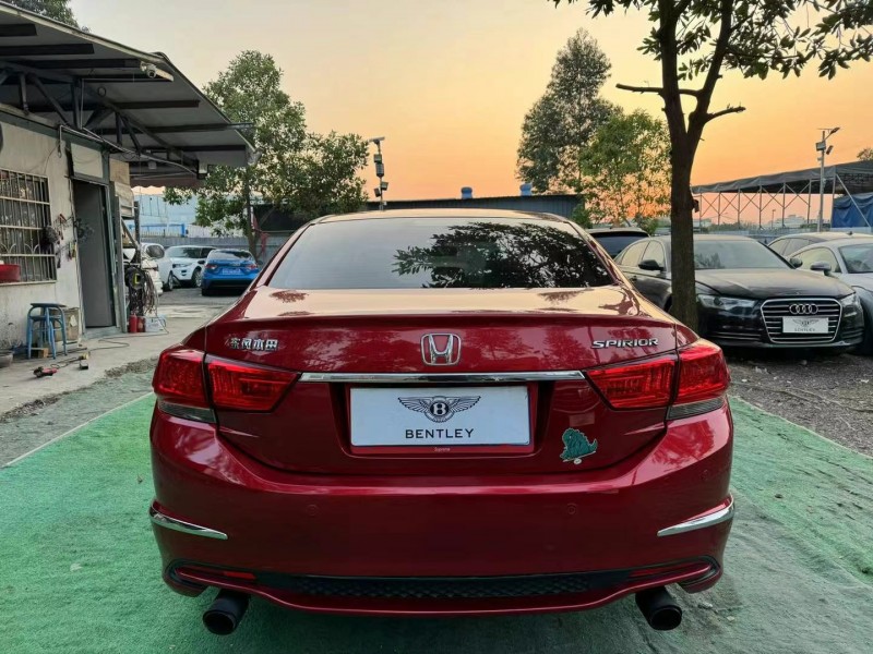 广州15年本田思铂睿9
