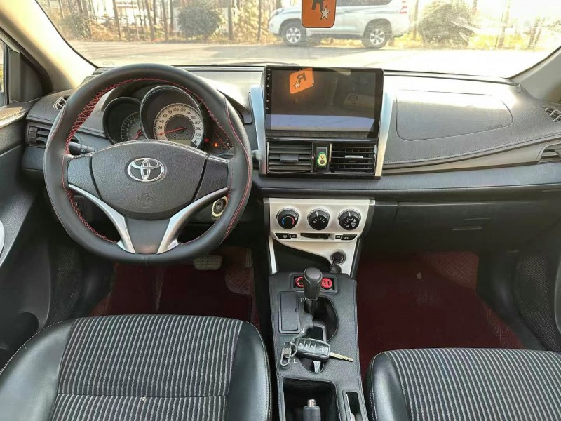 徐州15年丰田YARiS L 致炫6