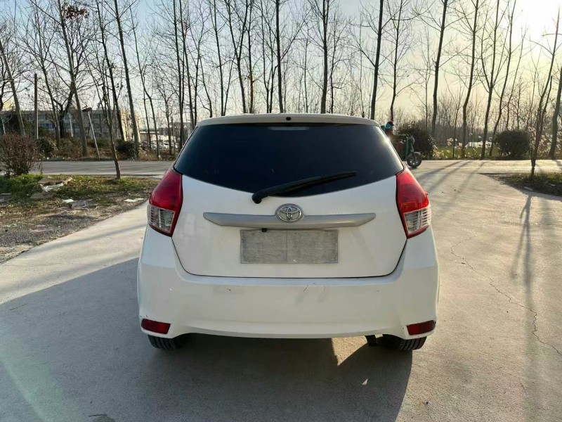 徐州15年丰田YARiS L 致炫9