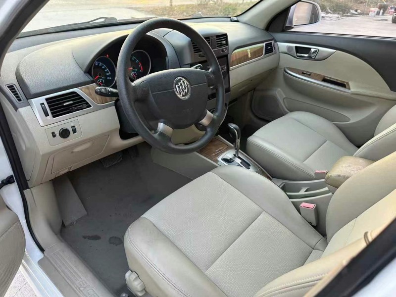 徐州17年别克凯越5