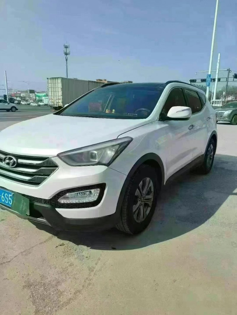 保定16年现代新胜达3